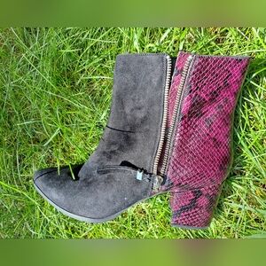 New MK booties